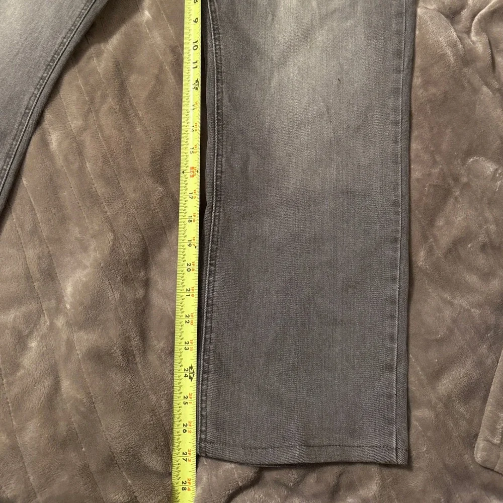 Levis levis 541